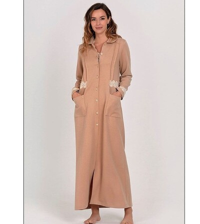 Bata Nansu entallada