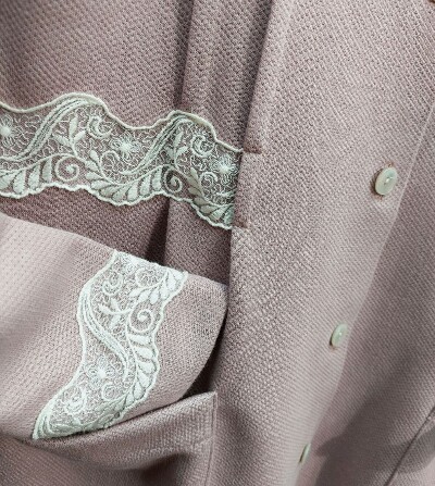 Bata Nansu entallada