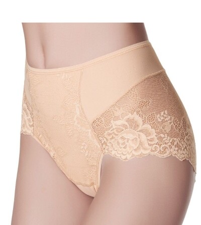 braga-alta-greta-janira-efecto-tanga